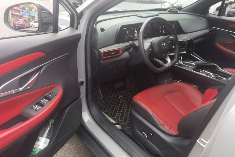 Used CHANGAN UNI-T 2020 1.5T Prestige Version Driver Seat