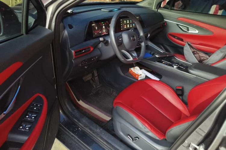 Used CHANGAN UNI-T 2020 1.5T Prestige Version Driver Seat