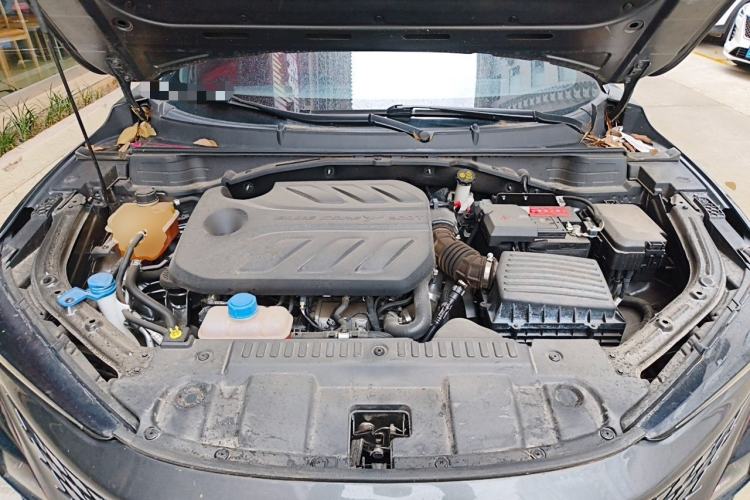 Used CHANGAN UNI-T 2020 1.5T Prestige Version Engine Bay
