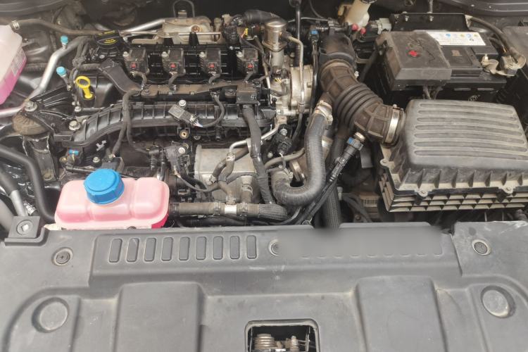 Used CHANGAN UNI-T 2020 1.5T Flagship Version Engine Bay