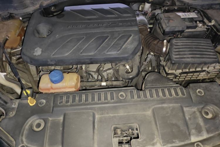 Used CHANGAN UNI-T 2020 1.5T Flagship Version Engine Bay