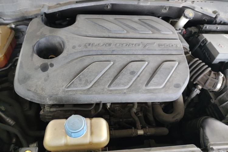 Used CHANGAN UNI-T 2020 1.5T Flagship Version Engine Bay