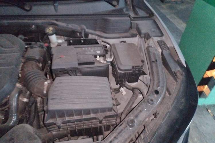 Used CHANGAN UNI-T 2020 1.5T Flagship Version Engine Bay Left