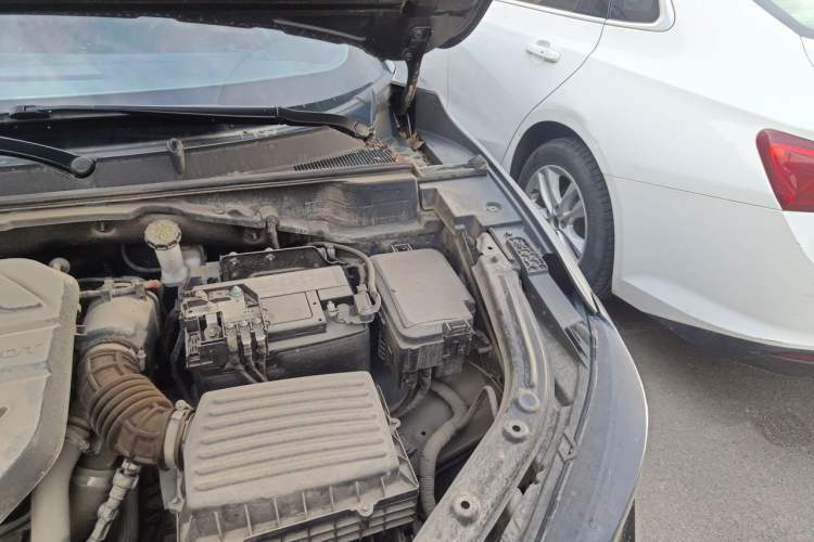 Used CHANGAN UNI-T 2020 1.5T Flagship Version Engine Bay Left