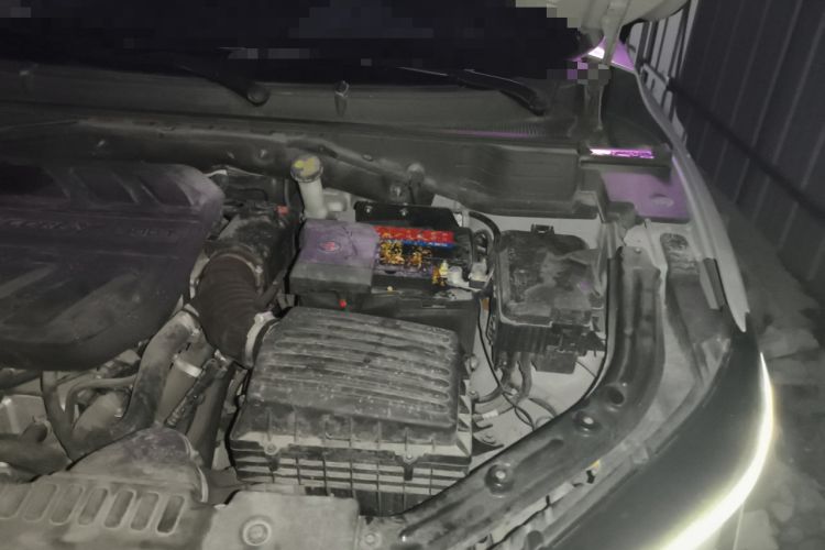 Used CHANGAN UNI-T 2020 1.5T Luxury Model Engine Bay Left