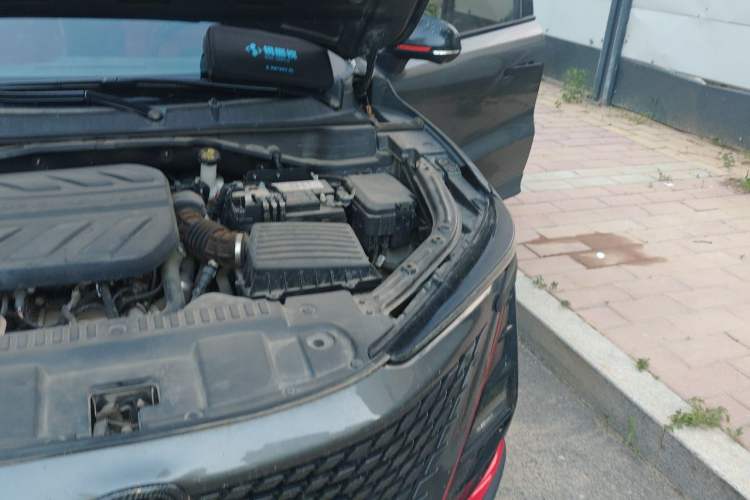 Used CHANGAN UNI-T 2020 1.5T Flagship Version Engine Bay Left