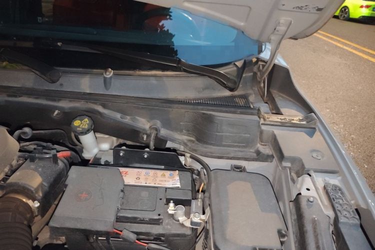 Used CHANGAN UNI-T 2020 1.5T Flagship Version Engine Bay Left