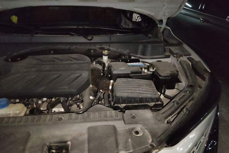 Used CHANGAN UNI-T 2020 1.5T Flagship Version Engine Bay Left