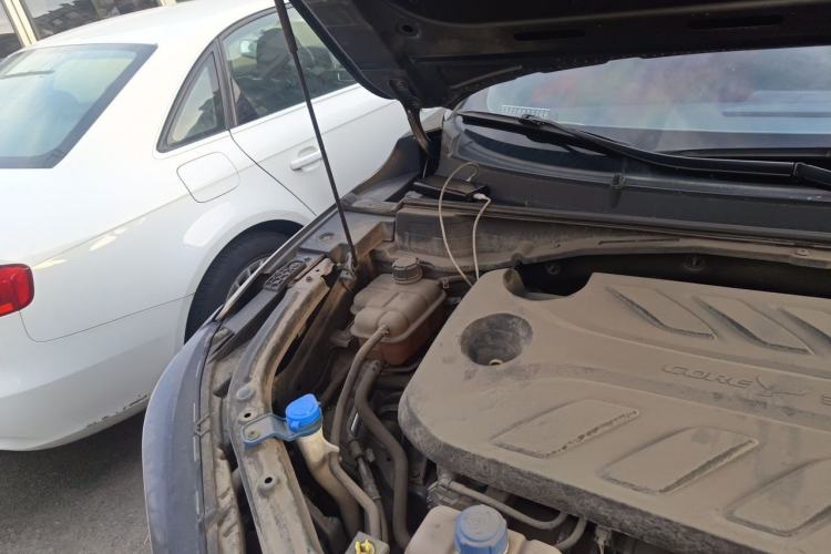 Used CHANGAN UNI-T 2020 1.5T Flagship Version Engine Bay Right