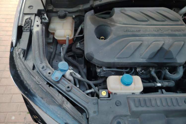 Used CHANGAN UNI-T 2020 1.5T Luxury Model Engine Bay Right