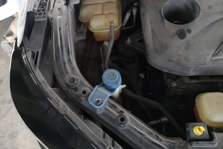 Used CHANGAN UNI-T 2020 1.5T Flagship Version Engine Bay Right
