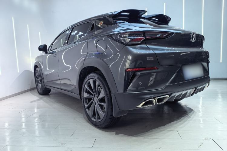 Used CHANGAN UNI-T 2020 1.5T Prestige Version Exterior 2