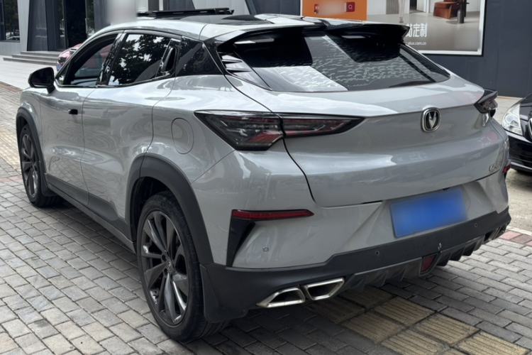 Used CHANGAN UNI-T 2020 1.5T Prestige Version Exterior 4