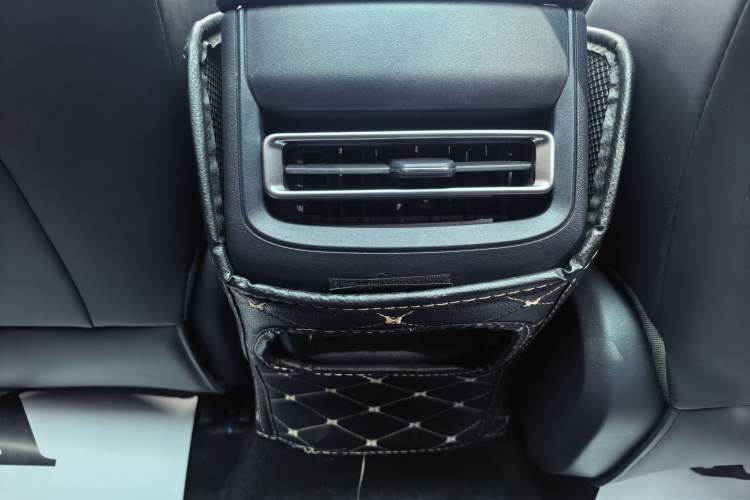 Used CHANGAN UNI-T 2020 1.5T Prestige Version Exterior 4