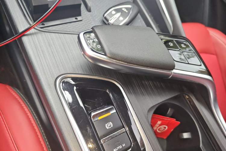 Used CHANGAN UNI-T 2020 1.5T Prestige Version Gear Lever