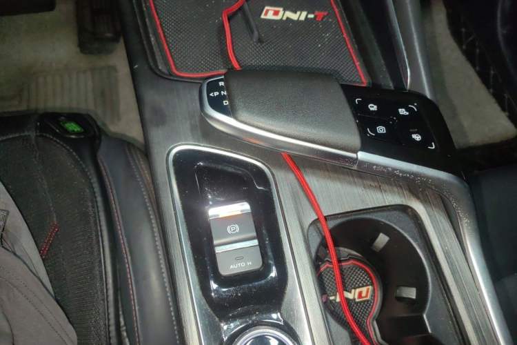 Used CHANGAN UNI-T 2020 1.5T Flagship Version Gear Lever