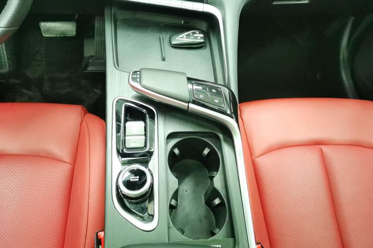 Used CHANGAN UNI-T 2020 1.5T Flagship Version Gear Lever