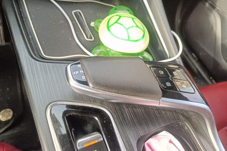 Used CHANGAN UNI-T 2020 1.5T Flagship Version Gear Lever