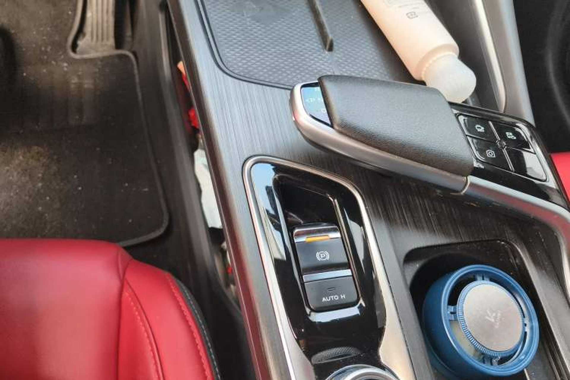 Used CHANGAN UNI-T 2020 1.5T Prestige Version Gear Lever