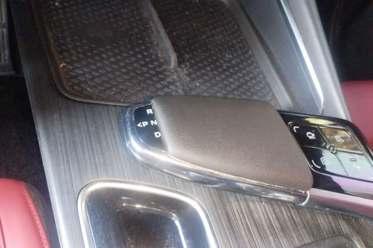 Used CHANGAN UNI-T 2020 1.5T Flagship Version Gear Lever