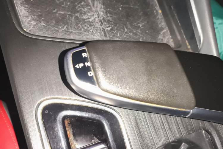Used CHANGAN UNI-T 2020 1.5T Luxury Model Gear Lever