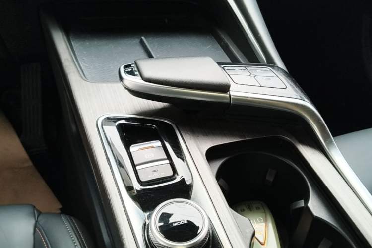 Used CHANGAN UNI-T 2020 1.5T Flagship Version Gear Lever