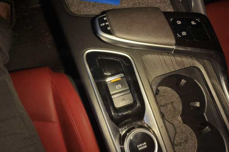 Used CHANGAN UNI-T 2020 1.5T Prestige Version Gear Lever