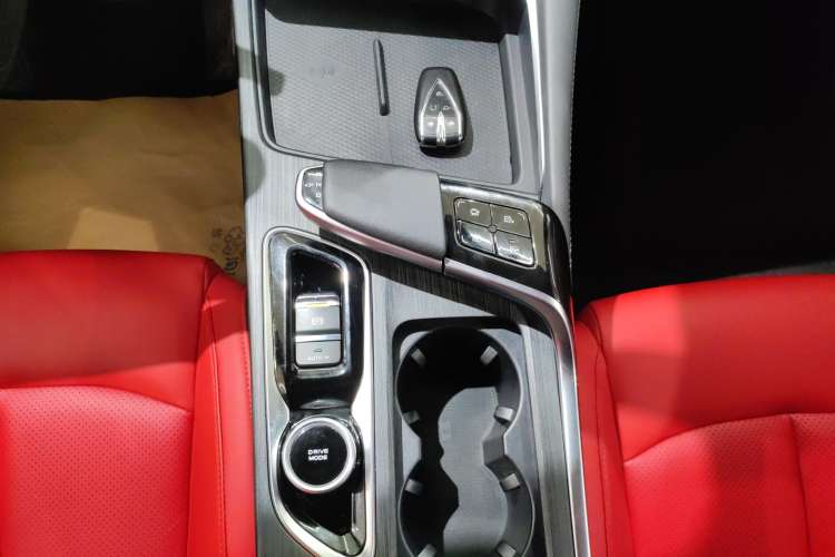 Used CHANGAN UNI-T 2020 1.5T Flagship Version Gear Lever