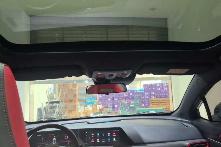 Used CHANGAN UNI-T 2020 1.5T Prestige Version Headliner