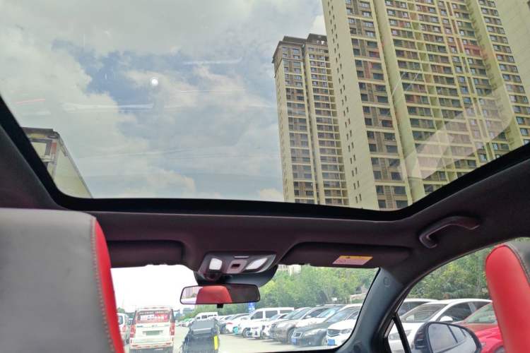 Used CHANGAN UNI-T 2020 1.5T Flagship Version Headliner
