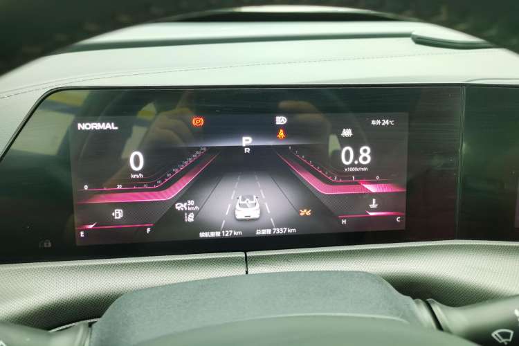 Used CHANGAN UNI-T 2020 1.5T Flagship Version Instrument Cluster