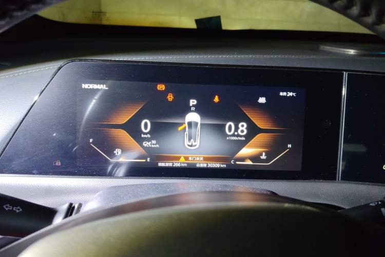 Used CHANGAN UNI-T 2020 1.5T Prestige Version Instrument Cluster