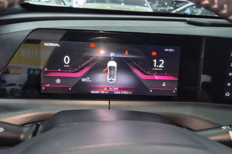 Used CHANGAN UNI-T 2020 1.5T Prestige Version Instrument Cluster