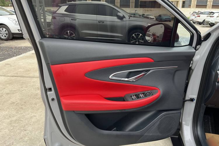Used CHANGAN UNI-T 2020 1.5T Flagship Version Interior 8