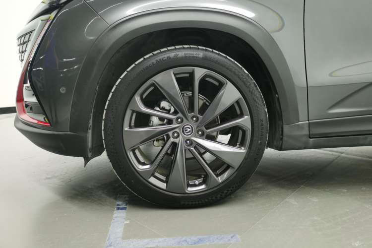 Used CHANGAN UNI-T 2020 1.5T Flagship Version Left Rear Wheel Hub