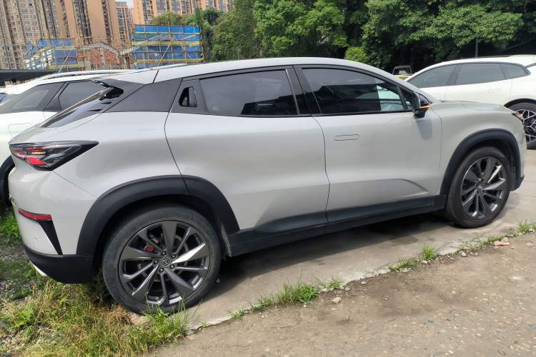 Used CHANGAN UNI-T 2020 1.5T Prestige Version Left Side