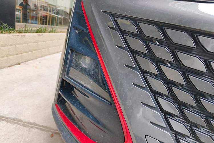 Used CHANGAN UNI-T 2020 1.5T Prestige Version Right Front Headlight