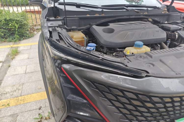 Used CHANGAN UNI-T 2020 1.5T Prestige Version Right Front Headlight