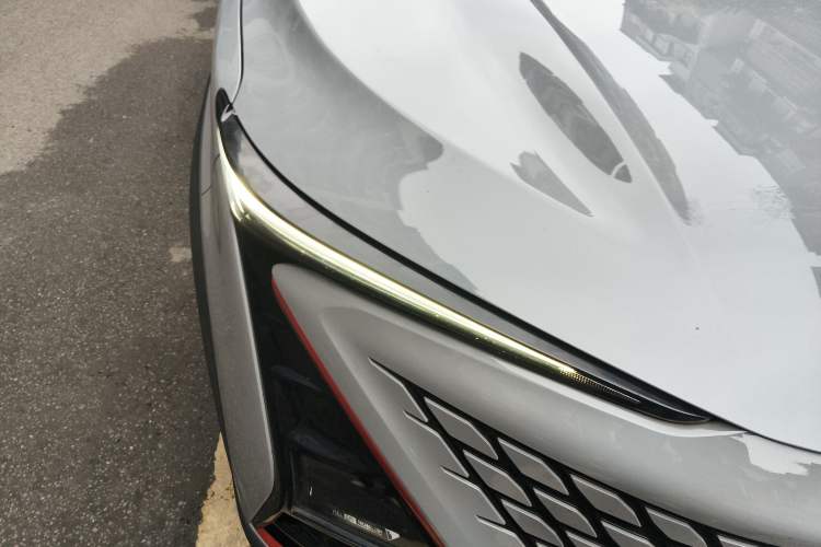 Used CHANGAN UNI-T 2020 1.5T Prestige Version Right Front Headlight