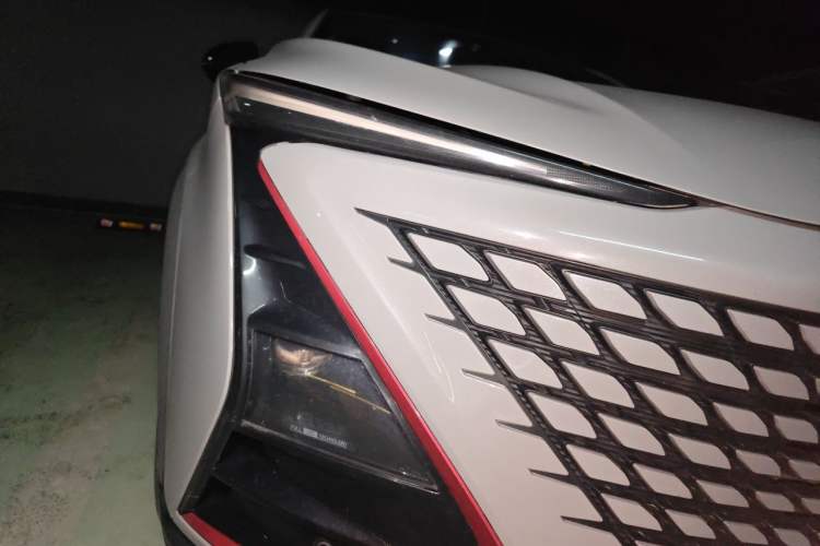 Used CHANGAN UNI-T 2020 1.5T Prestige Version Right Front Headlight