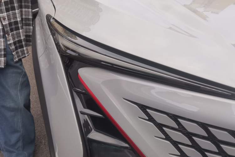 Used CHANGAN UNI-T 2020 1.5T Prestige Version Right Front Headlight