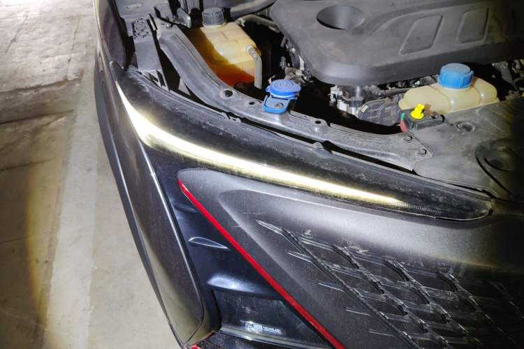 Used CHANGAN UNI-T 2020 1.5T Prestige Version Right Front Headlight