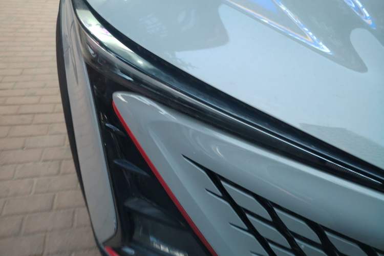 Used CHANGAN UNI-T 2020 1.5T Luxury Model Right Front Headlight