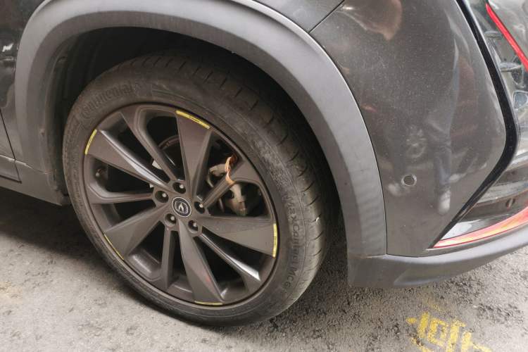 Used CHANGAN UNI-T 2020 1.5T Flagship Version Right Front Wheel Hub