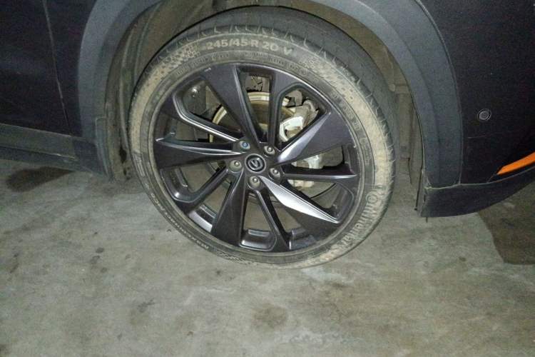 Used CHANGAN UNI-T 2020 1.5T Flagship Version Right Front Wheel Hub
