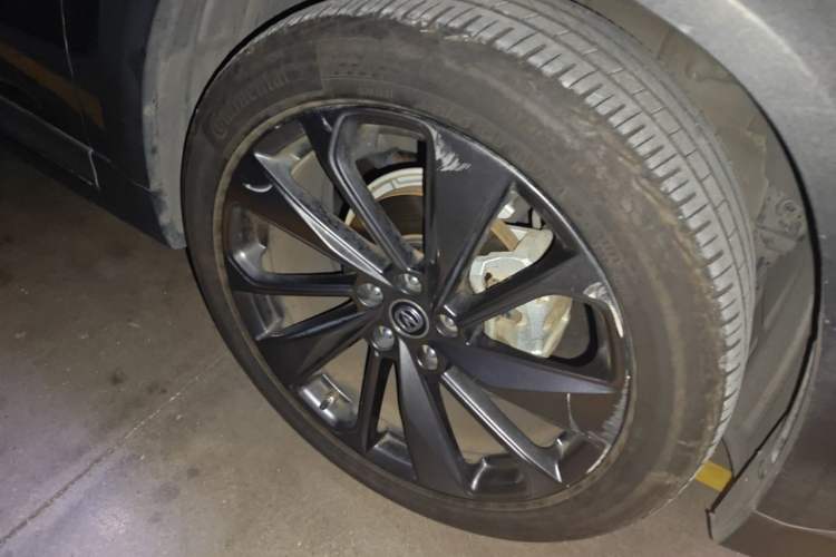 Used CHANGAN UNI-T 2020 1.5T Flagship Version Right Front Wheel Hub