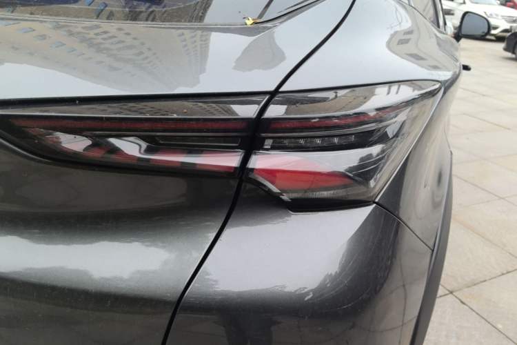 Used CHANGAN UNI-T 2020 1.5T Flagship Version Right Rear Taillight
