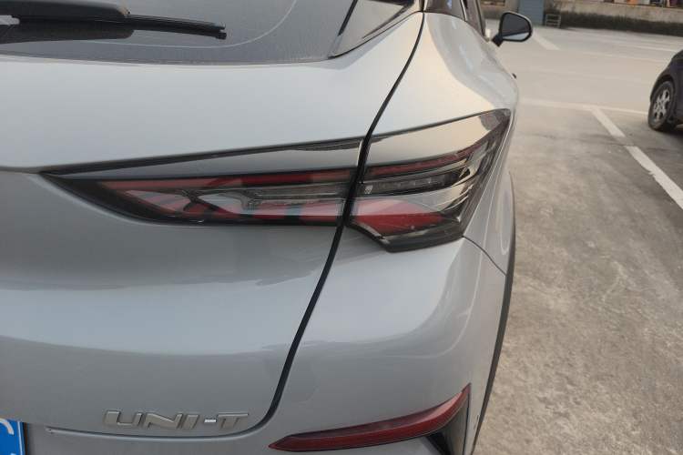 Used CHANGAN UNI-T 2020 1.5T Flagship Version Right Rear Taillight