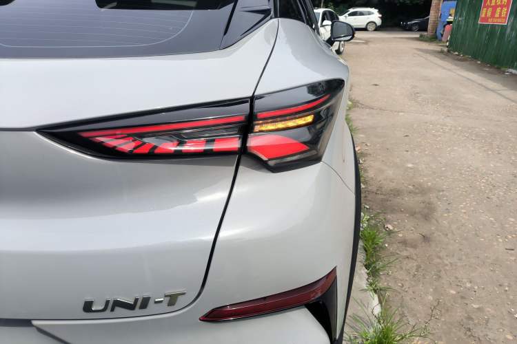 Used CHANGAN UNI-T 2020 1.5T Prestige Version Right Rear Taillight