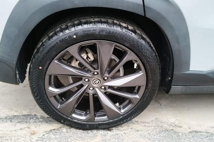 Used CHANGAN UNI-T 2020 1.5T Flagship Version Right Rear Wheel Hub